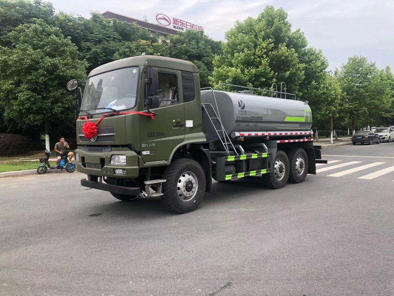 東風天錦10方灑水車-六驅動灑水車