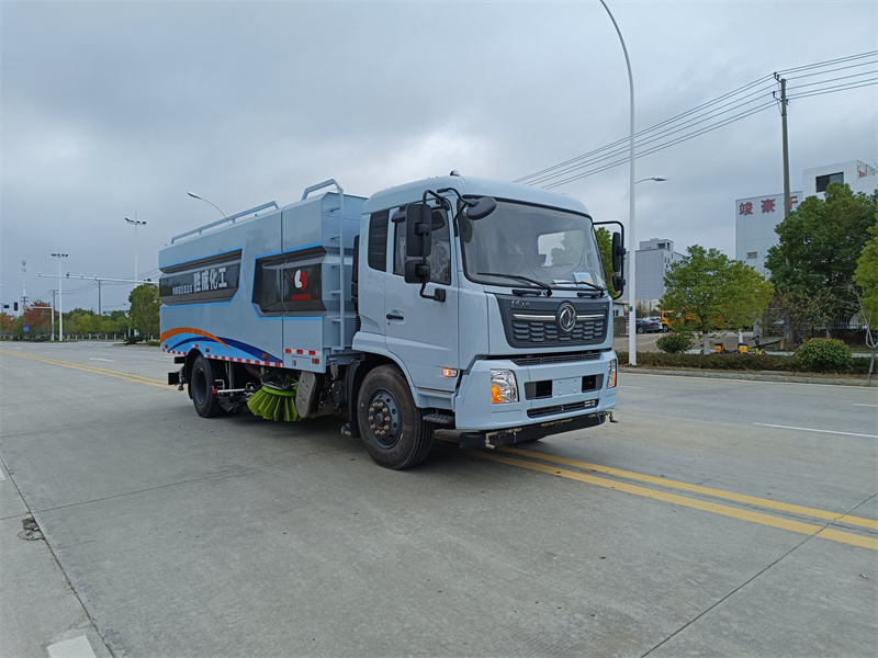 東風(fēng)天錦洗掃車-東風(fēng)18噸洗掃車規(guī)格型號